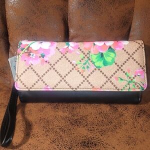 AR New York Floral Print Wallet Wristlet